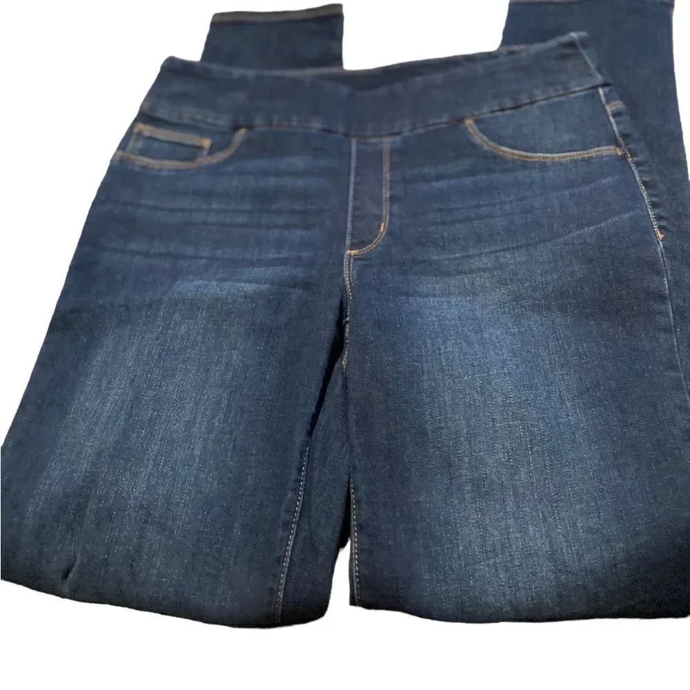 Chicos jogging size 0.5 size 6R perfect like new